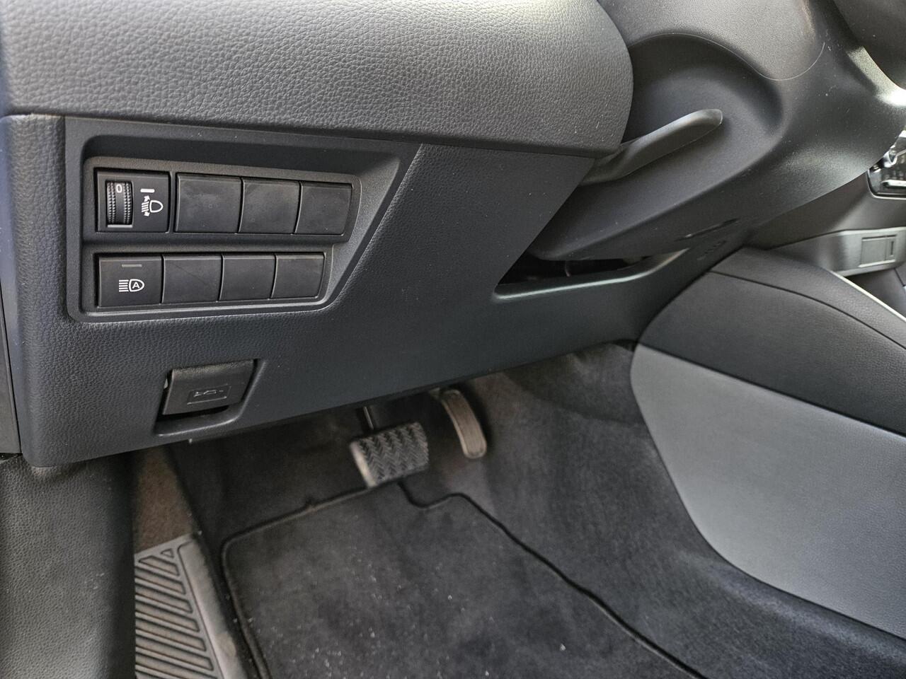 Toyota YARIS 1.5 Hybrid Dynamic | Slechts 8500 KM | org NL en 1e Eigenaar |