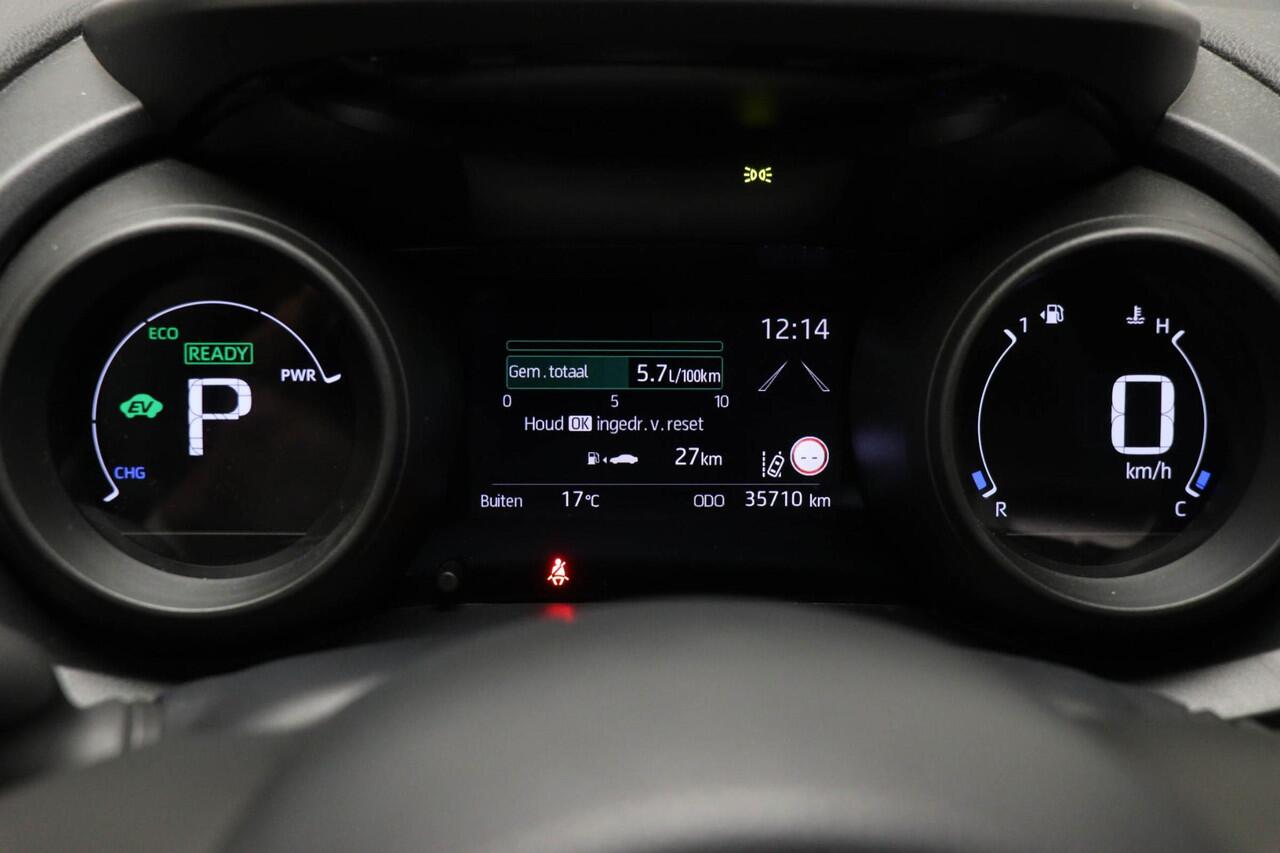 Toyota YARIS 1.5 Hybrid Dynamic | LED | STOELVERWARMING | DAB | APPLE | CAMERA