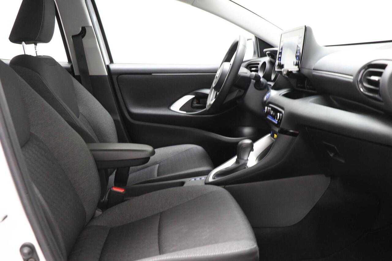 Toyota YARIS 1.5 Hybrid Dynamic | LED | STOELVERWARMING | DAB | APPLE | CAMERA