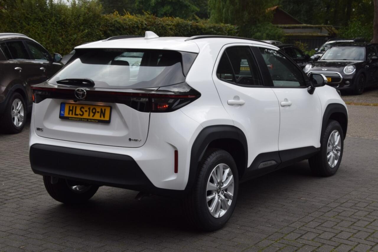 Toyota YARIS 1.5 HYBR 115PK! ACTIVE NIEUW