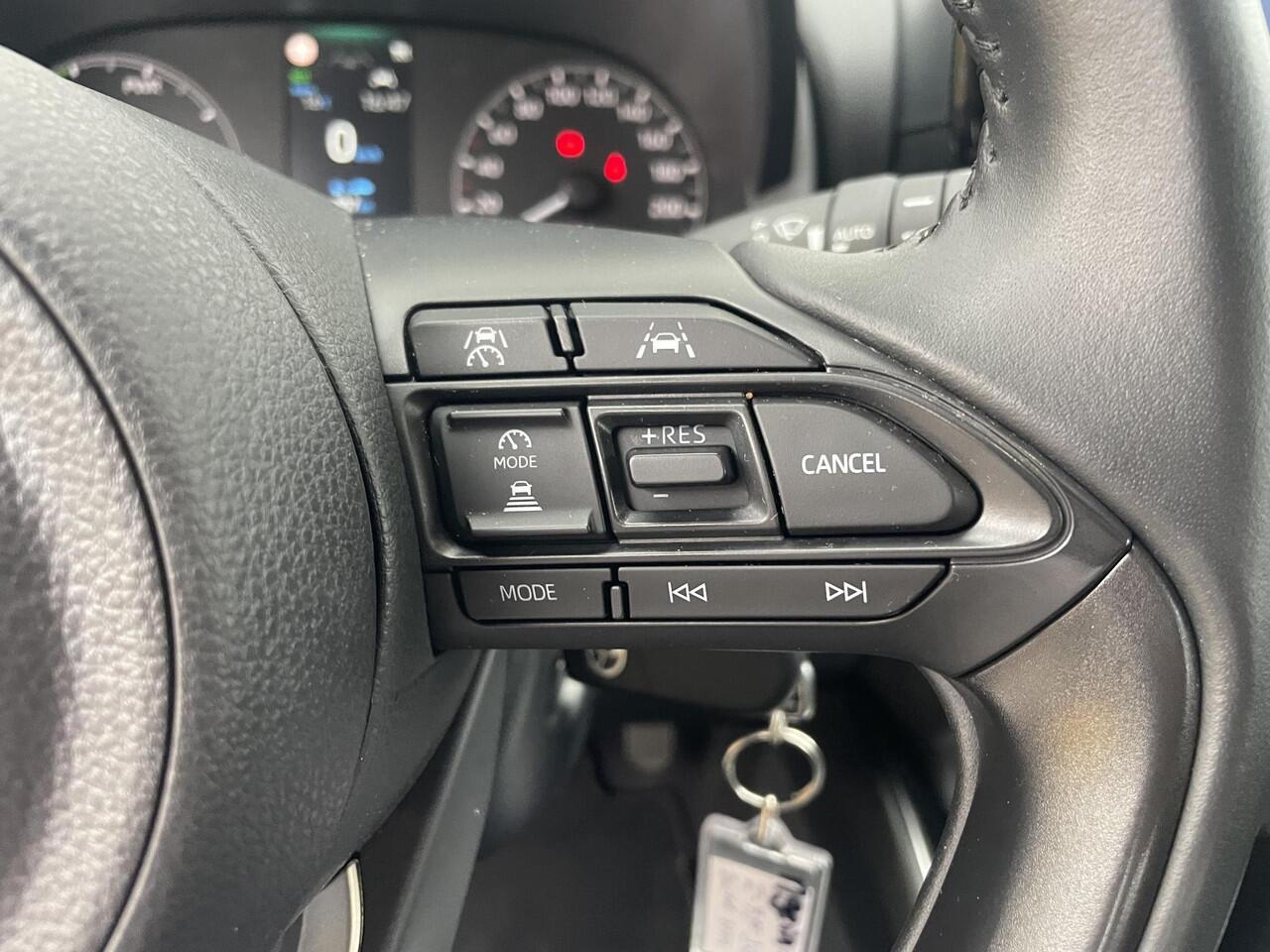 Toyota YARIS 1.5 Hybrid 115 Active | org NL en 1e Eigenaar | Apple/Android Navigatie