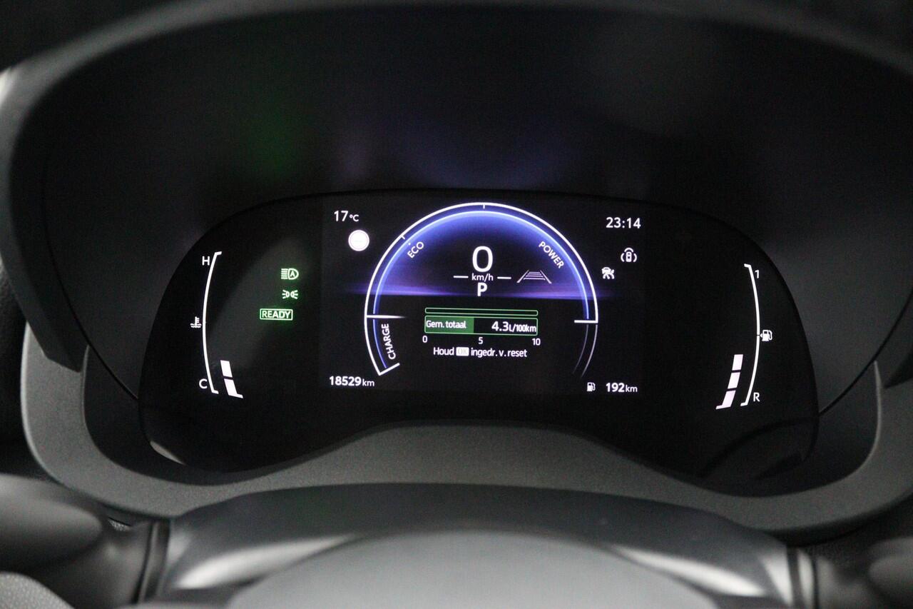 Toyota YARIS 1.5 Hybrid 115 First Edition | Navigatie | Keyless | Privacy glass |