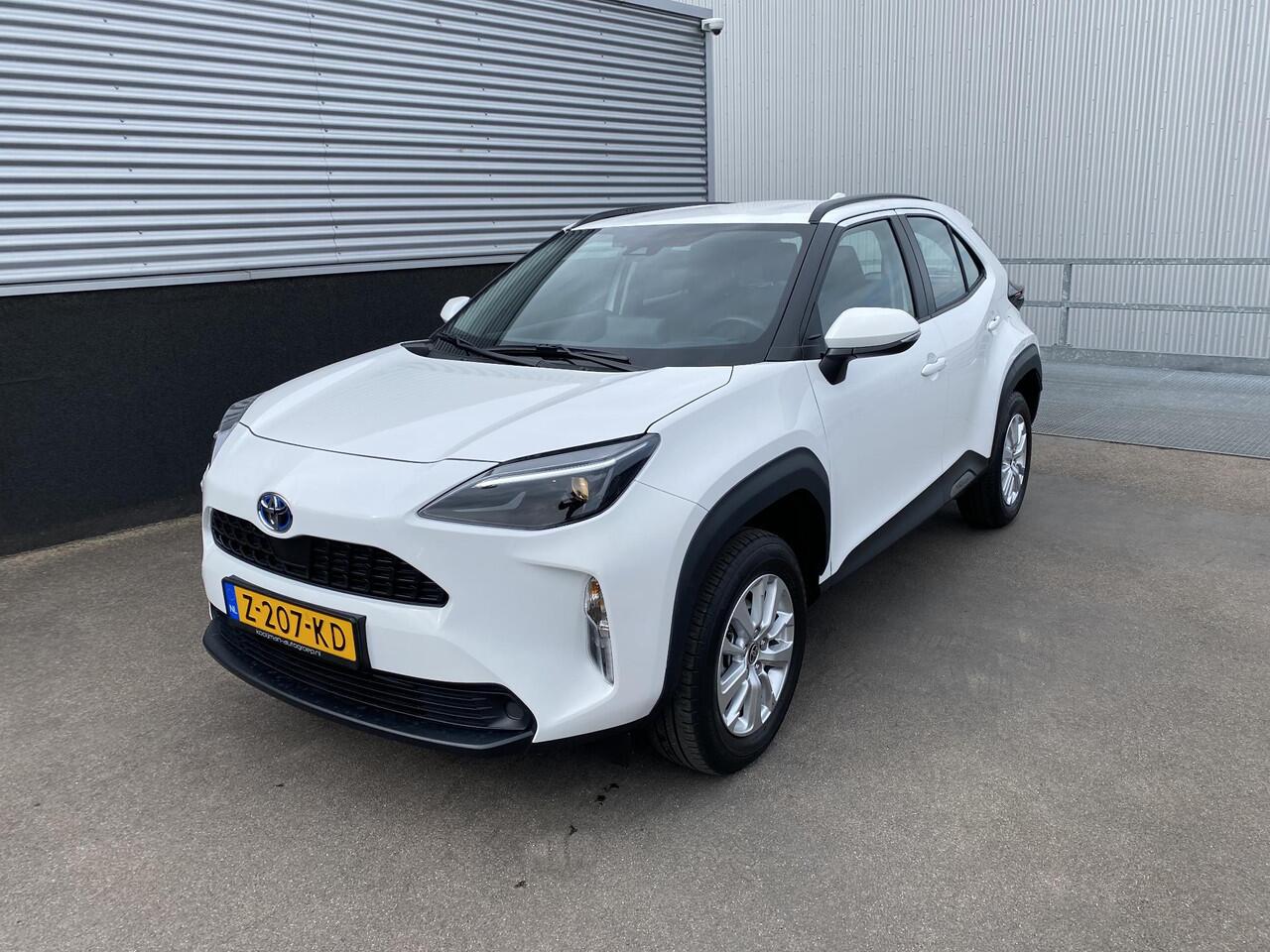 Toyota YARIS Cross 1.5 Hybrid Active Navigatie Apple CarPlay/Android Auto, adaptieve cruise control, achteruitrij camera, NL auto!
