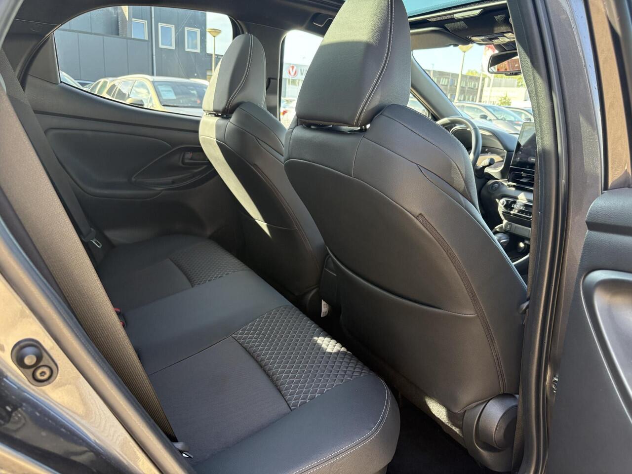 Toyota YARIS 1.5 Hybrid 130 Launch Edition