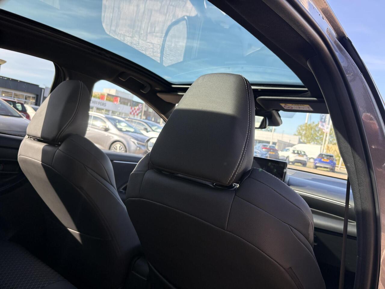 Toyota YARIS 1.5 Hybrid 130 Launch Edition