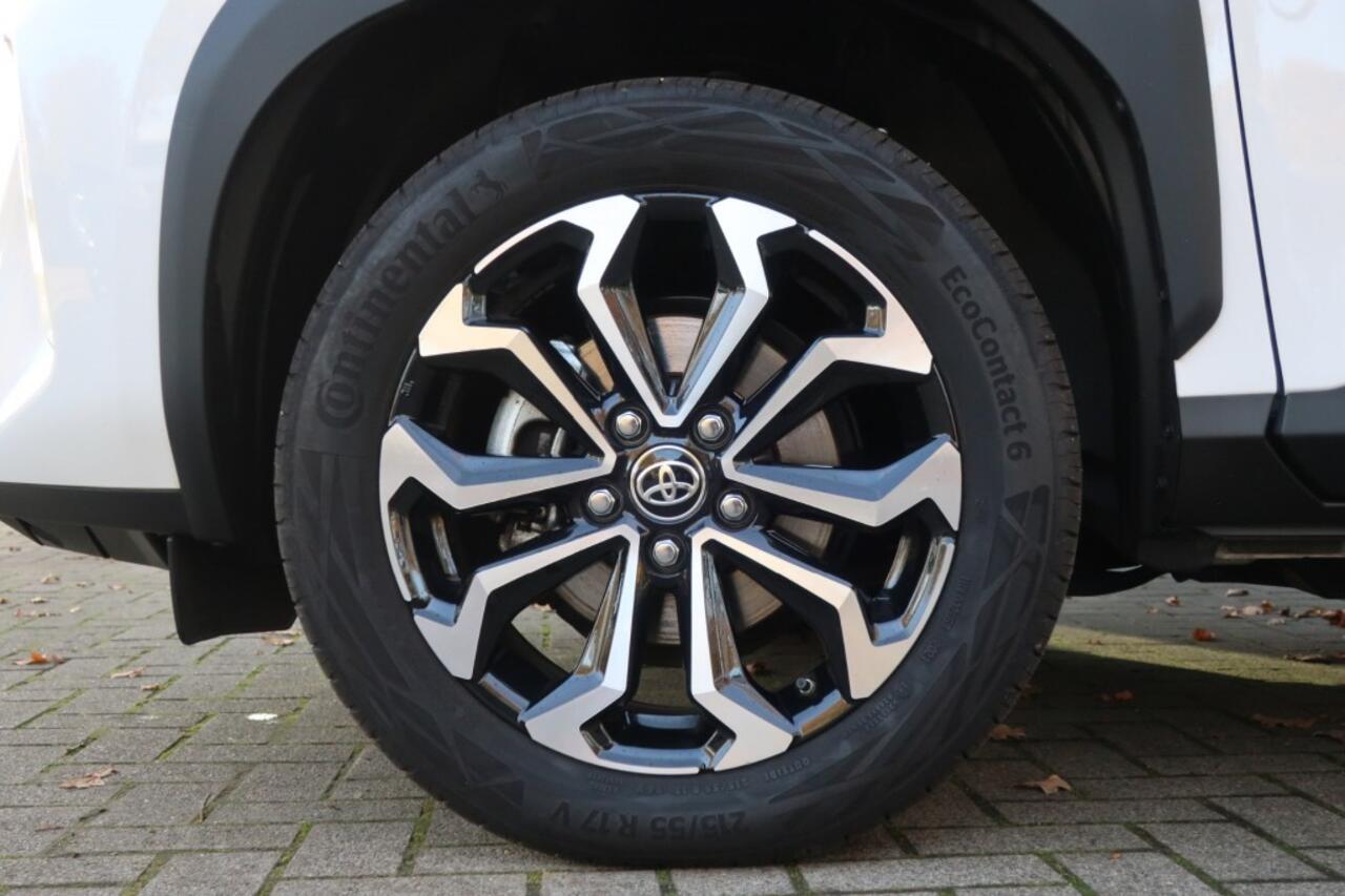 Toyota YARIS 1.5 HYBRID, Apple Carplay/ Android Auto, Clima, etc.