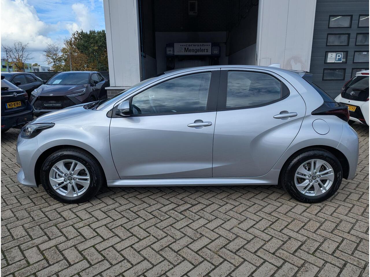 Toyota YARIS 1.5 Hybrid 115 Active | Rijklaar |