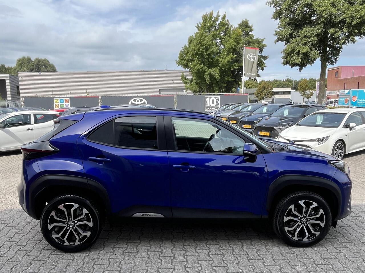 Toyota YARIS Cross 1.5 Hybrid 115 First Edition All seasonbanden