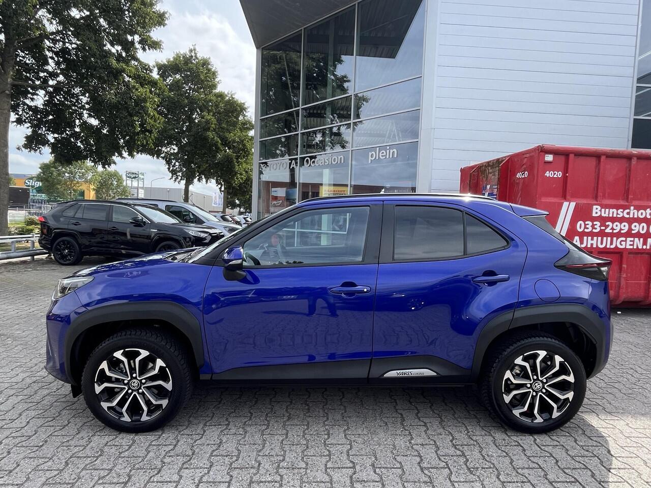 Toyota YARIS Cross 1.5 Hybrid 115 First Edition All seasonbanden