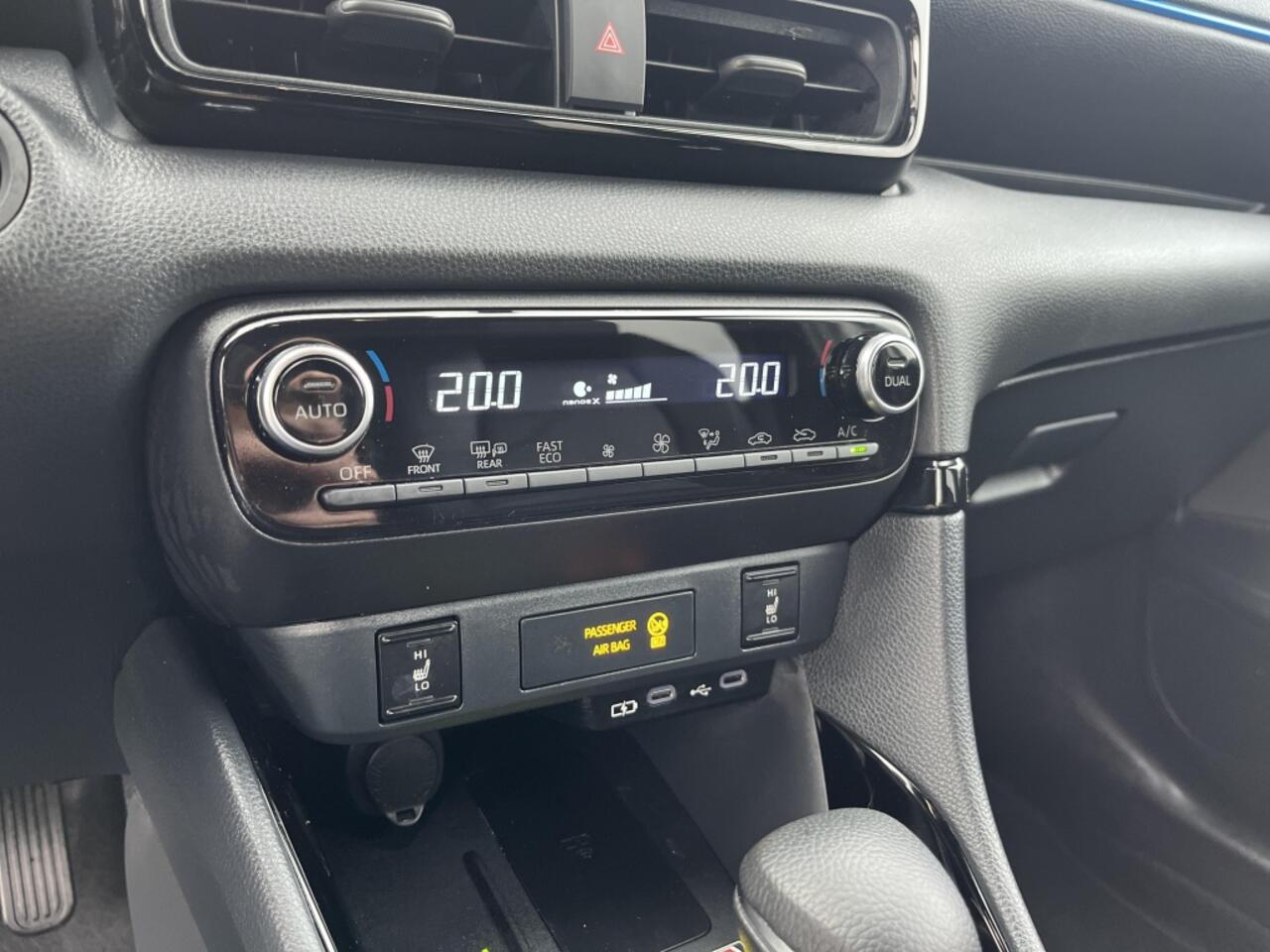 Toyota YARIS 1.5 Hybride Launch Edition