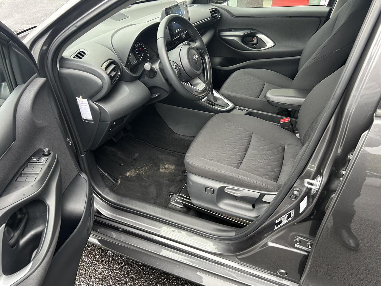 Toyota YARIS 1.5 Hybrid 115 Active