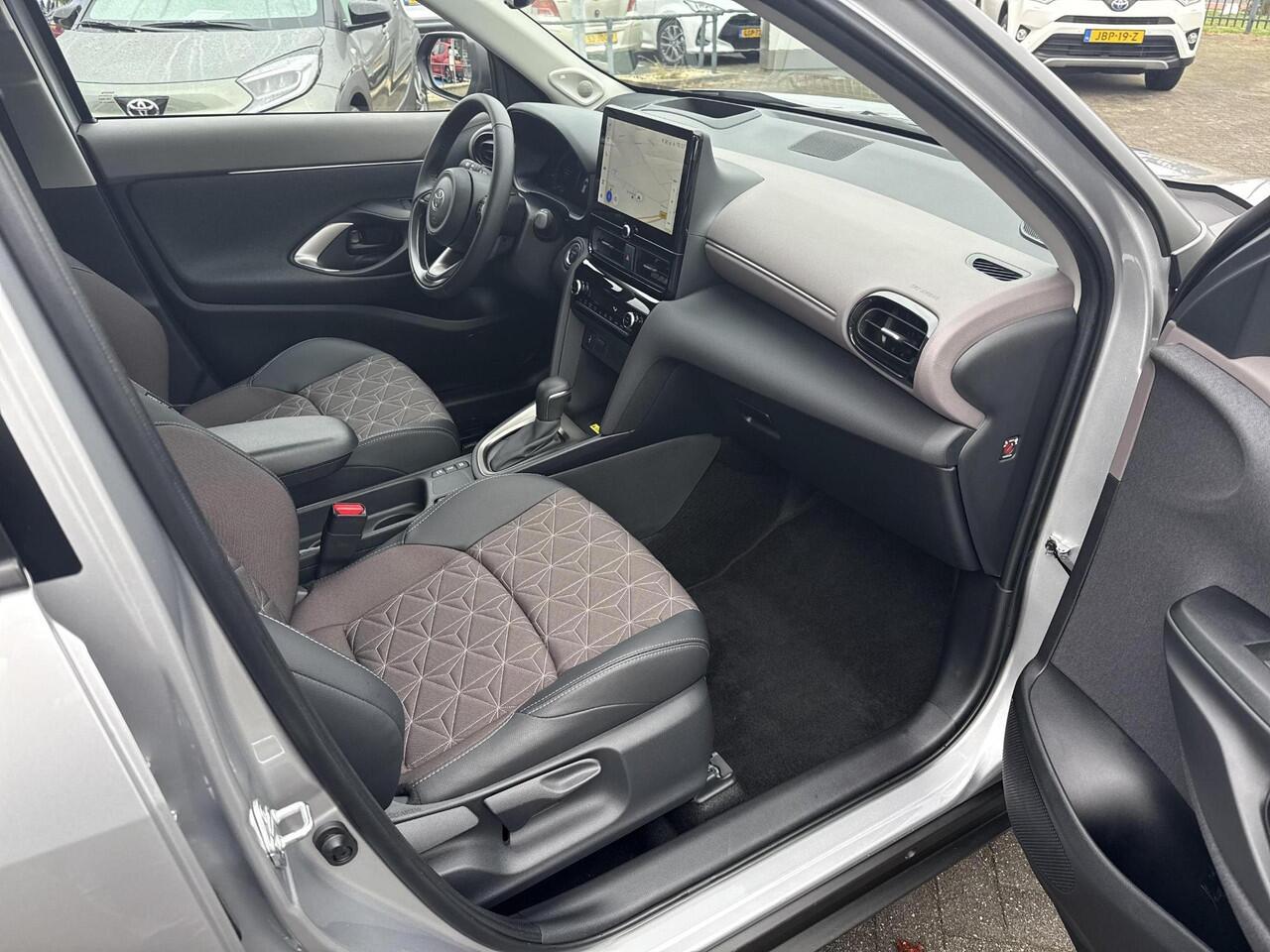 Toyota YARIS Cross 1.5 Hybrid 130 Executive | Navigatie | Apple CarPlay/Android auto | Achteruitrijcamera | Elektrische achterklep