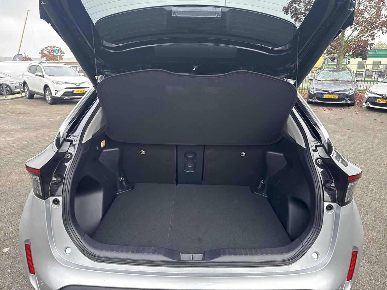 Toyota YARIS Cross 1.5 Hybrid 130 Executive | Navigatie | Apple CarPlay/Android auto | Achteruitrijcamera | Elektrische achterklep