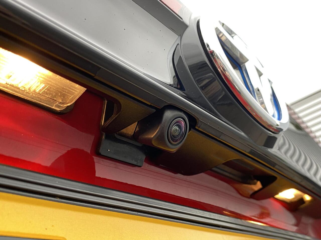 Toyota YARIS Cross 1.5 Hybrid Active 1e eign. NL-auto, Apple Carplay en/of Android auto navigatie, Achteruitrijcamera, Adaptieve cruise control, BTW-auto