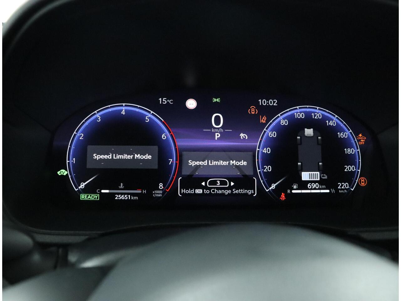 Toyota YARIS 1.5 Hybrid 130 Executive | Navigatie | Parkeer sensoren | Stoelverwarming |