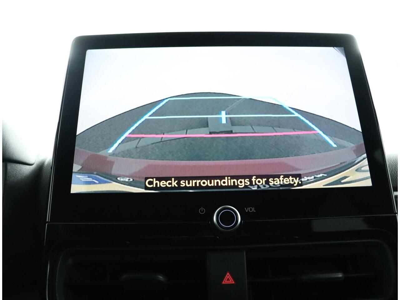 Toyota YARIS 1.5 Hybrid 130 Executive | Navigatie | Parkeer sensoren | Stoelverwarming |