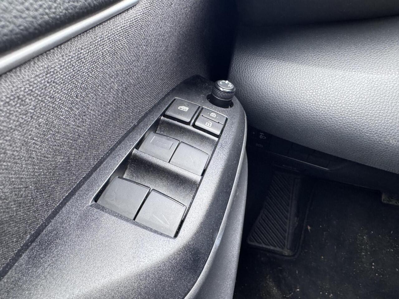 Toyota YARIS 1.5 Hybrid 115 Active