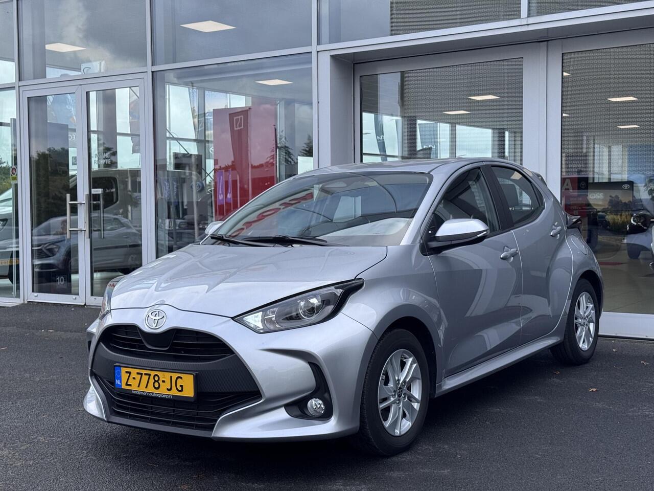 Toyota YARIS 1.5 Hybrid 115 Active