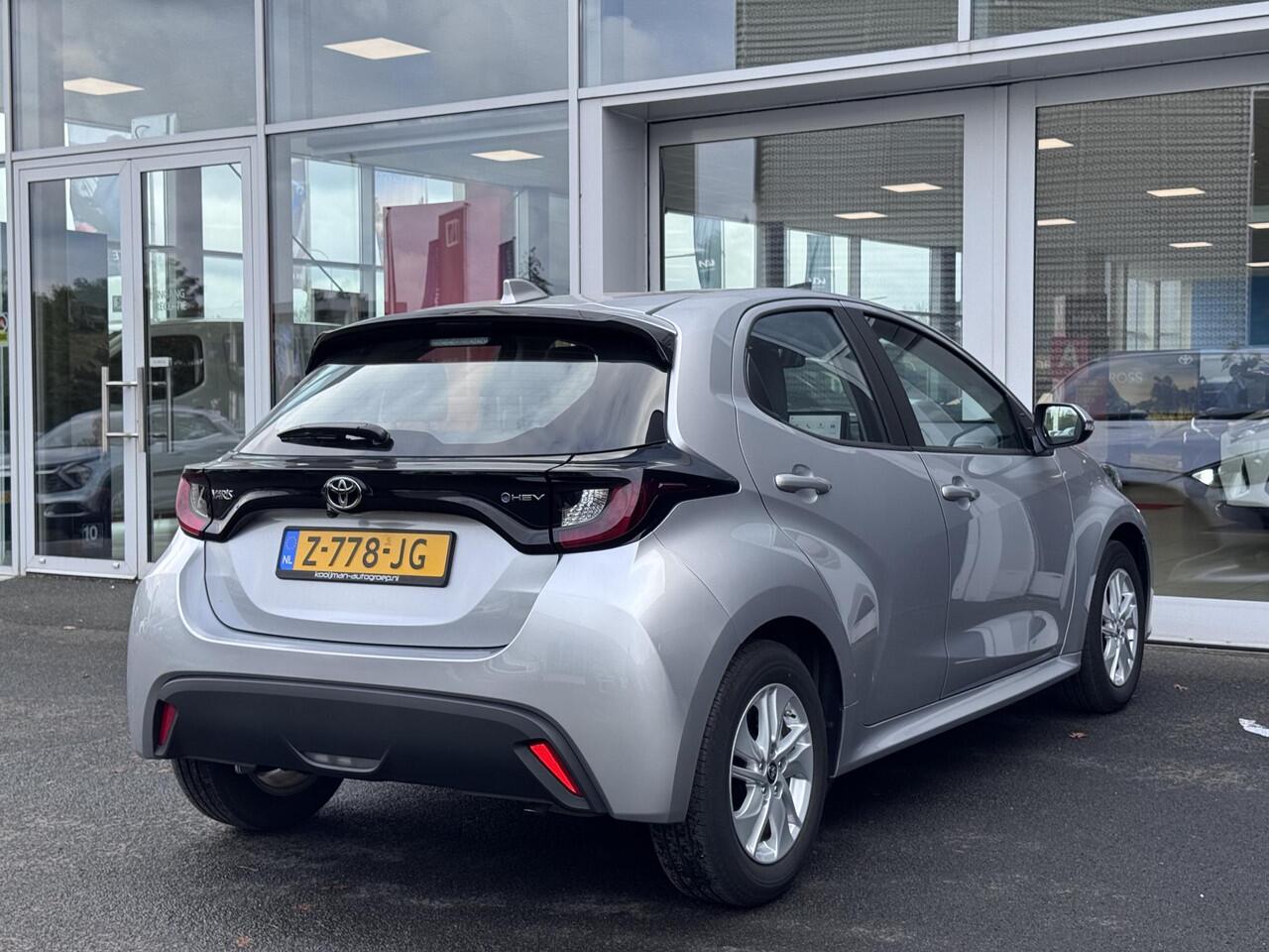 Toyota YARIS 1.5 Hybrid 115 Active