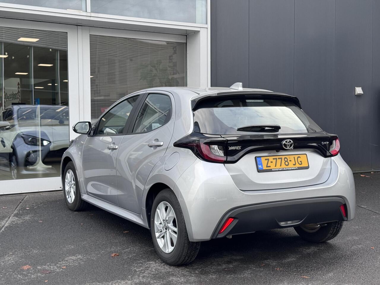 Toyota YARIS 1.5 Hybrid 115 Active