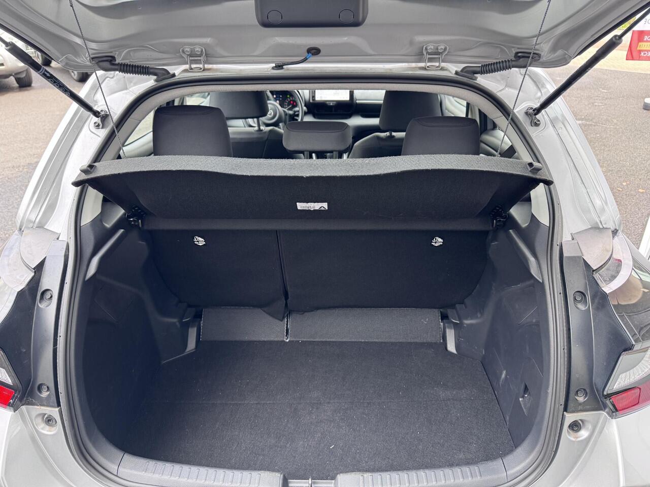 Toyota YARIS 1.5 Hybrid 115 Active