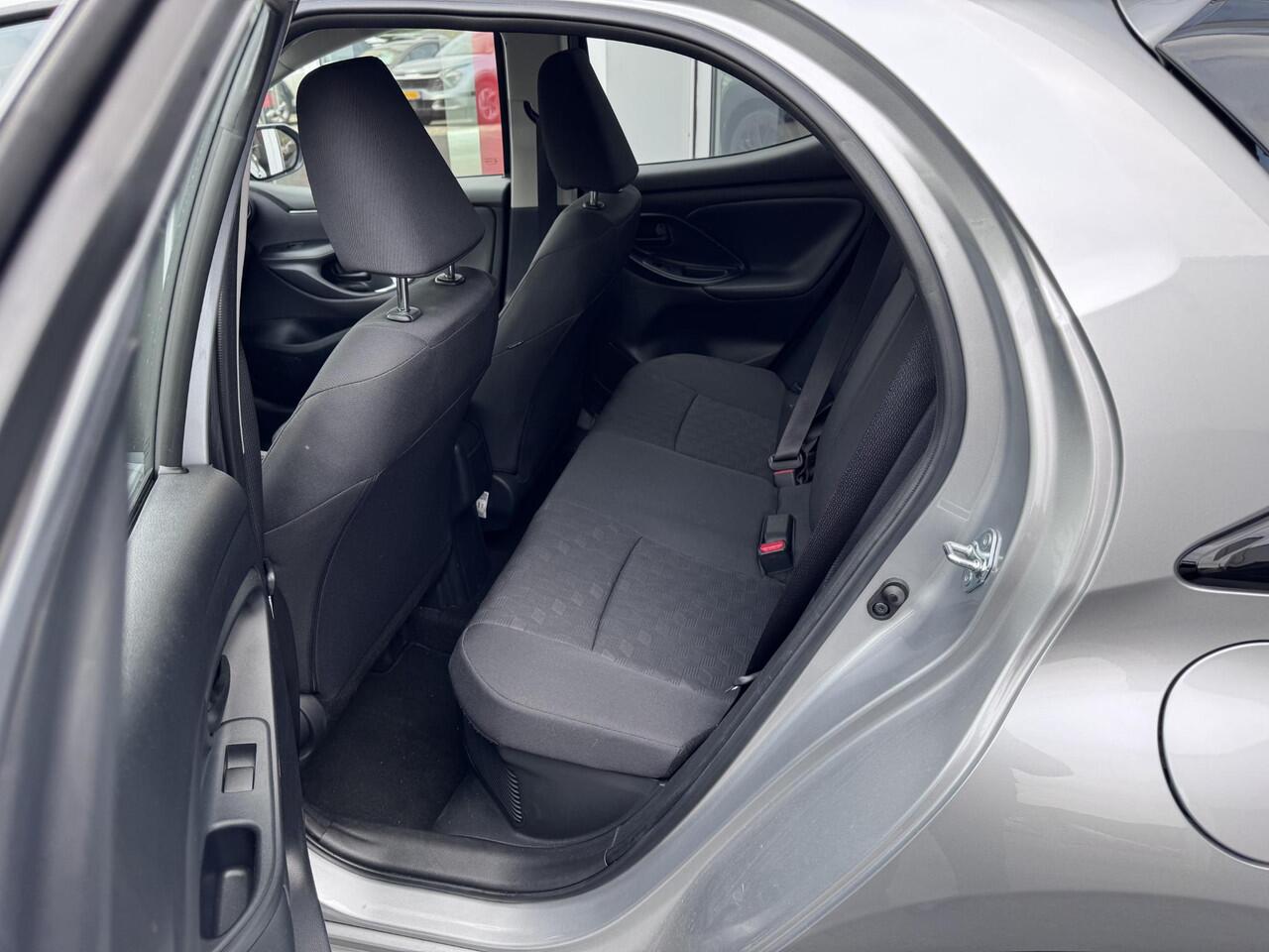 Toyota YARIS 1.5 Hybrid 115 Active