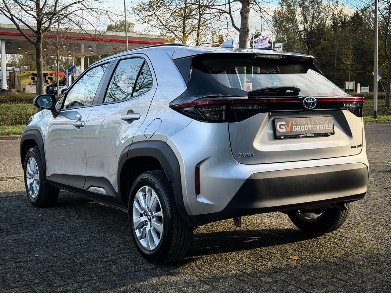 Toyota YARIS Cross 1.5 Hybrid Active Elektrisch klep|Head up display|Stoel/stuurverwarming