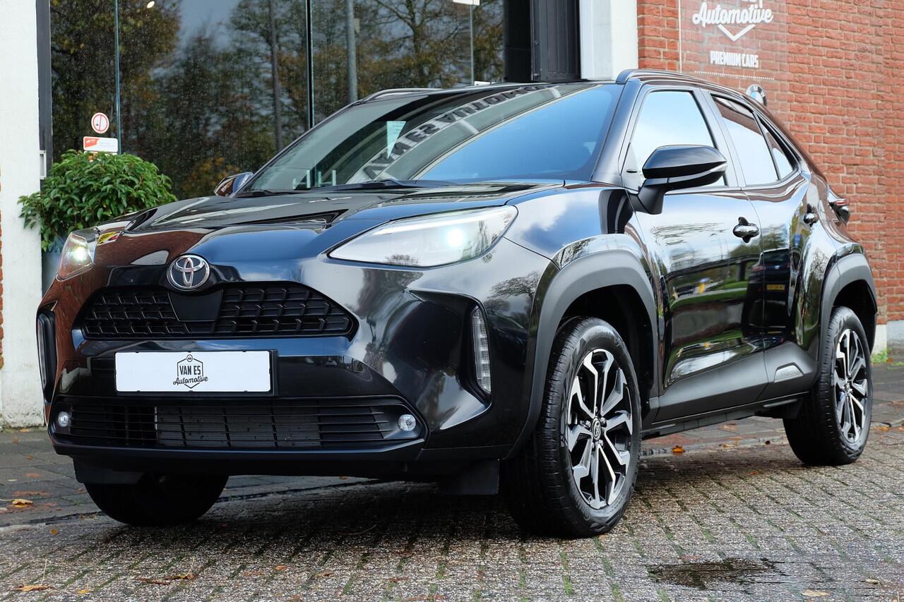 Toyota YARIS Cross 1.5 Hybrid 115 First Edition / Fabrieksgarantie t/m '34 / Stuurverwarming