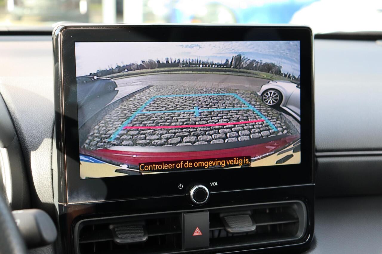 Toyota YARIS Cross 1.5 Hybrid 130 GR Sport, GR Pack, Panoramadak Apple Carplay, Head Up Display, Parkeercamera, Elektrische achterklep, BSM, JBL