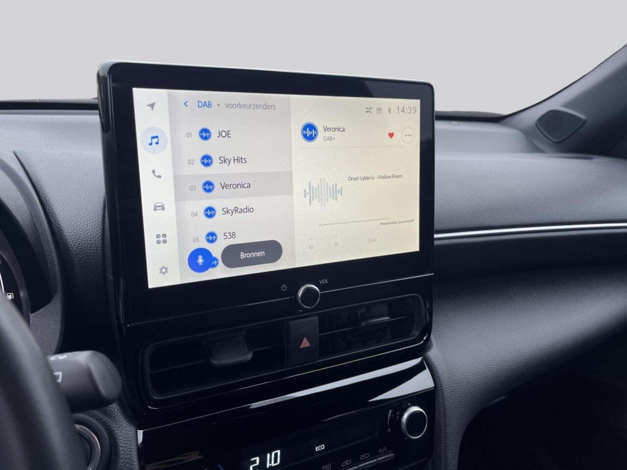 Toyota YARIS 1.5 Hybride First edition 115pk | Apple Carplay & Android Auto |