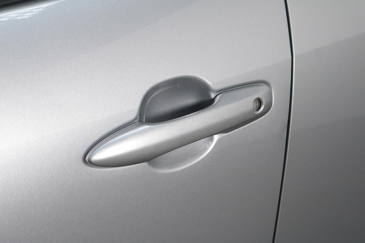 Toyota YARIS Cross 1.5 Hybrid 115 Active, Parkeersensoren