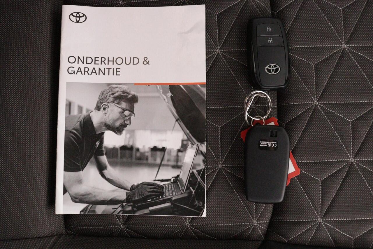 Toyota YARIS Cross 1.5 Hybrid 130 Executive | Apple Carplay/Android Auto | Parkeersensoren | Navigatie | Stoelverwarming |