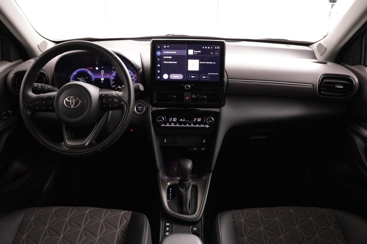 Toyota YARIS Cross 1.5 Hybrid 130 Executive | Apple Carplay/Android Auto | Parkeersensoren | Navigatie | Stoelverwarming |