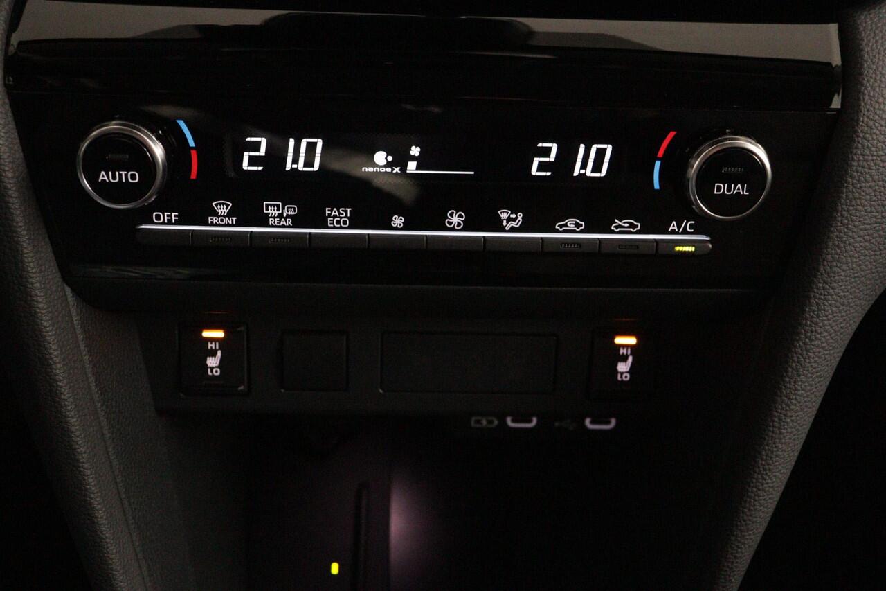 Toyota YARIS Cross 1.5 Hybrid 130 Executive | Apple Carplay/Android Auto | Parkeersensoren | Navigatie | Stoelverwarming |