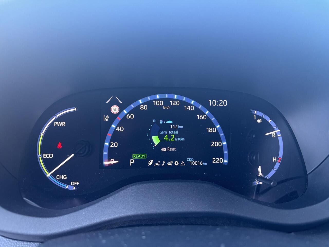 Toyota YARIS Cross 1.5 Hybrid 115 Dynamic Edition SLECHTS 15.225KM, INCLUSIEF PARKEERSENSOREN. Incl gratis trekhaak