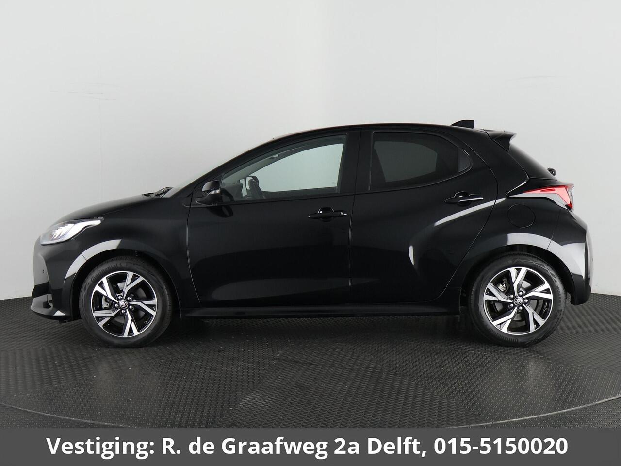 Toyota YARIS 1.5 Hybrid 115 Dynamic Luxury | Stuur- & Stoelverwarming | Dodehoek Detectie | Comfort Pack |