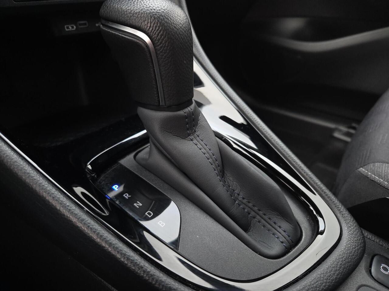 Toyota YARIS 1.5 Hybrid 115 First Edition | NL Auto | Apple CarPlay | Keyless | Rijklaarprijs incl. garantie |