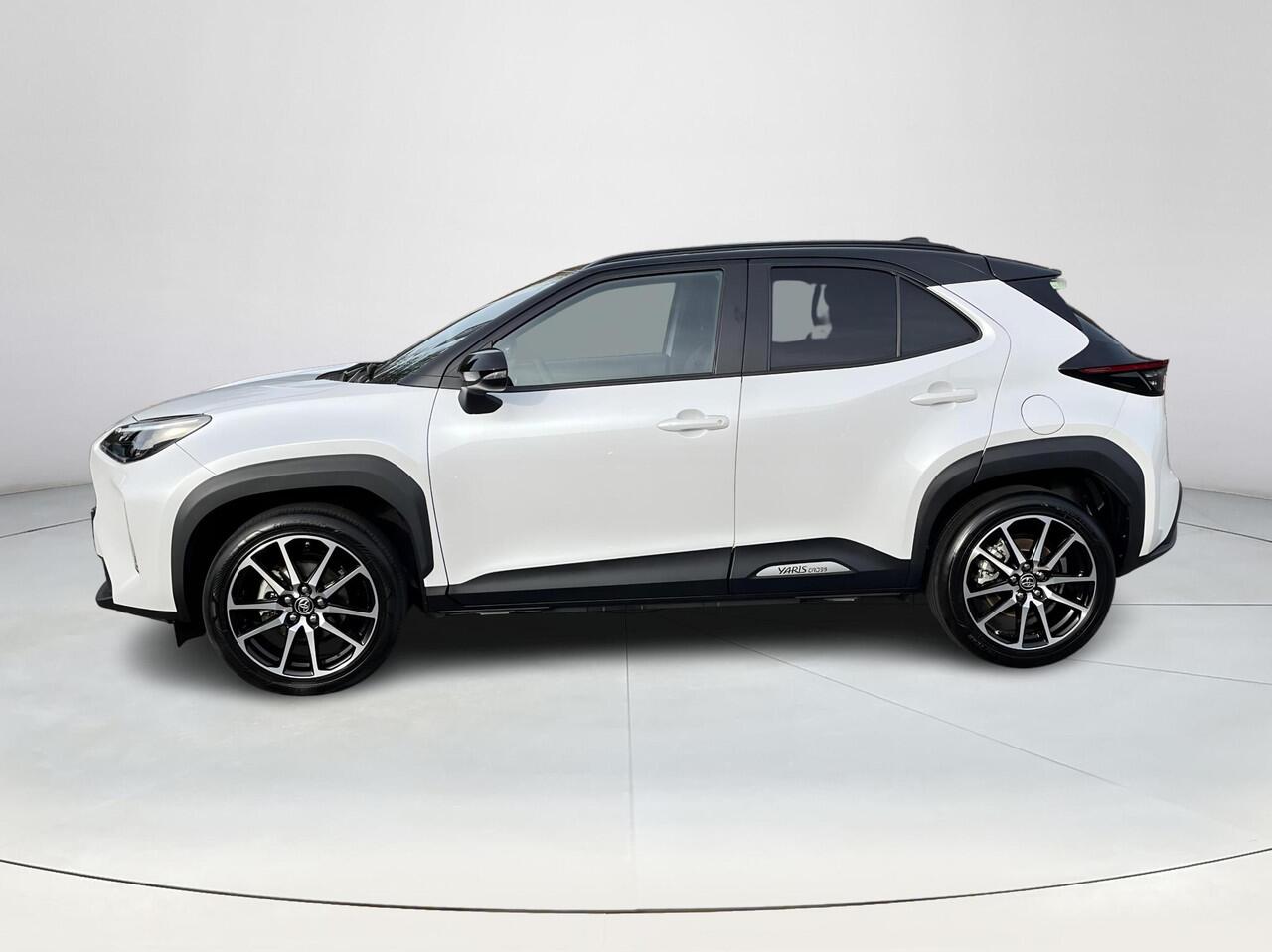 Toyota YARIS Cross 1.5 Hybrid 130 GR Sport | Navigatie | Apple CarPlay/Android auto | Achteruitrijcamera | Stoel en stuurverwarming