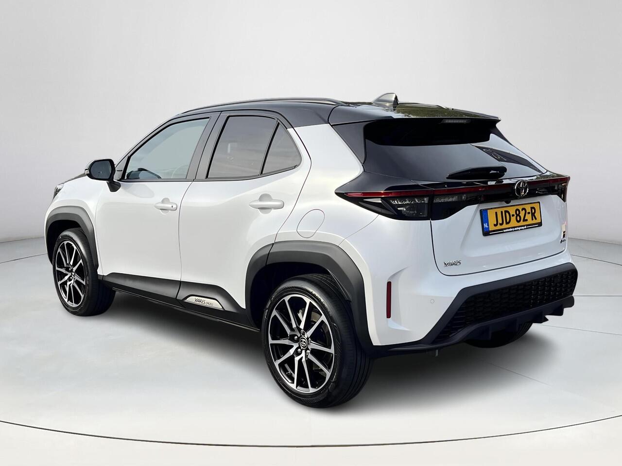 Toyota YARIS Cross 1.5 Hybrid 130 GR Sport | Navigatie | Apple CarPlay/Android auto | Achteruitrijcamera | Stoel en stuurverwarming