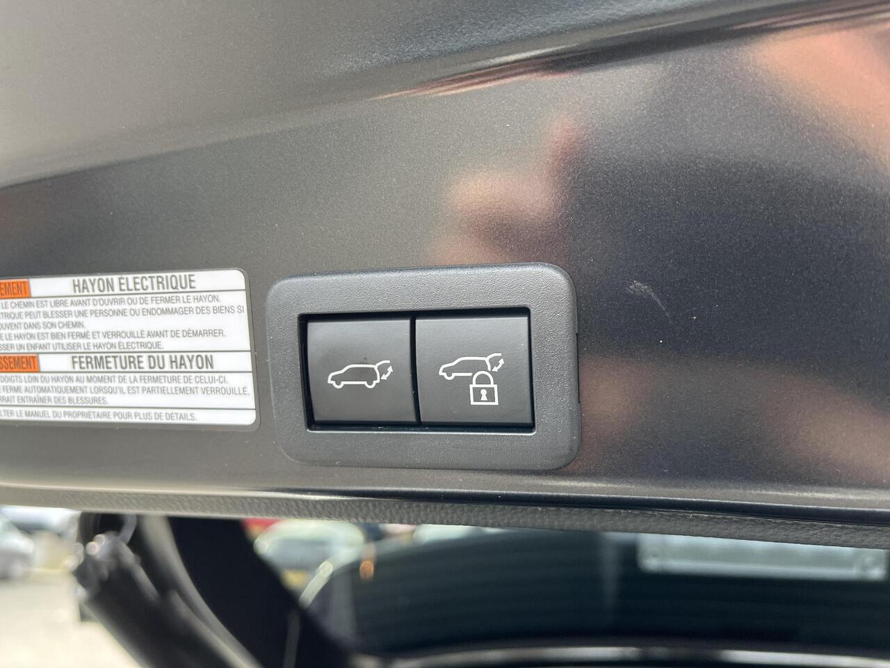 Toyota YARIS Cross 1.5 Hybrid 130 GR Sport | Navigatie | Apple CarPlay/Android auto | Achteruitrijcamera | Stoel en stuurverwarming