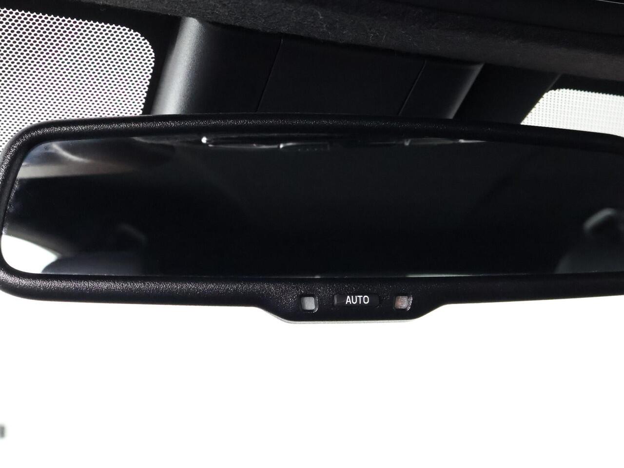 Toyota YARIS 1.5 Hybrid Executive | 1e eigenaar | Half Leder |