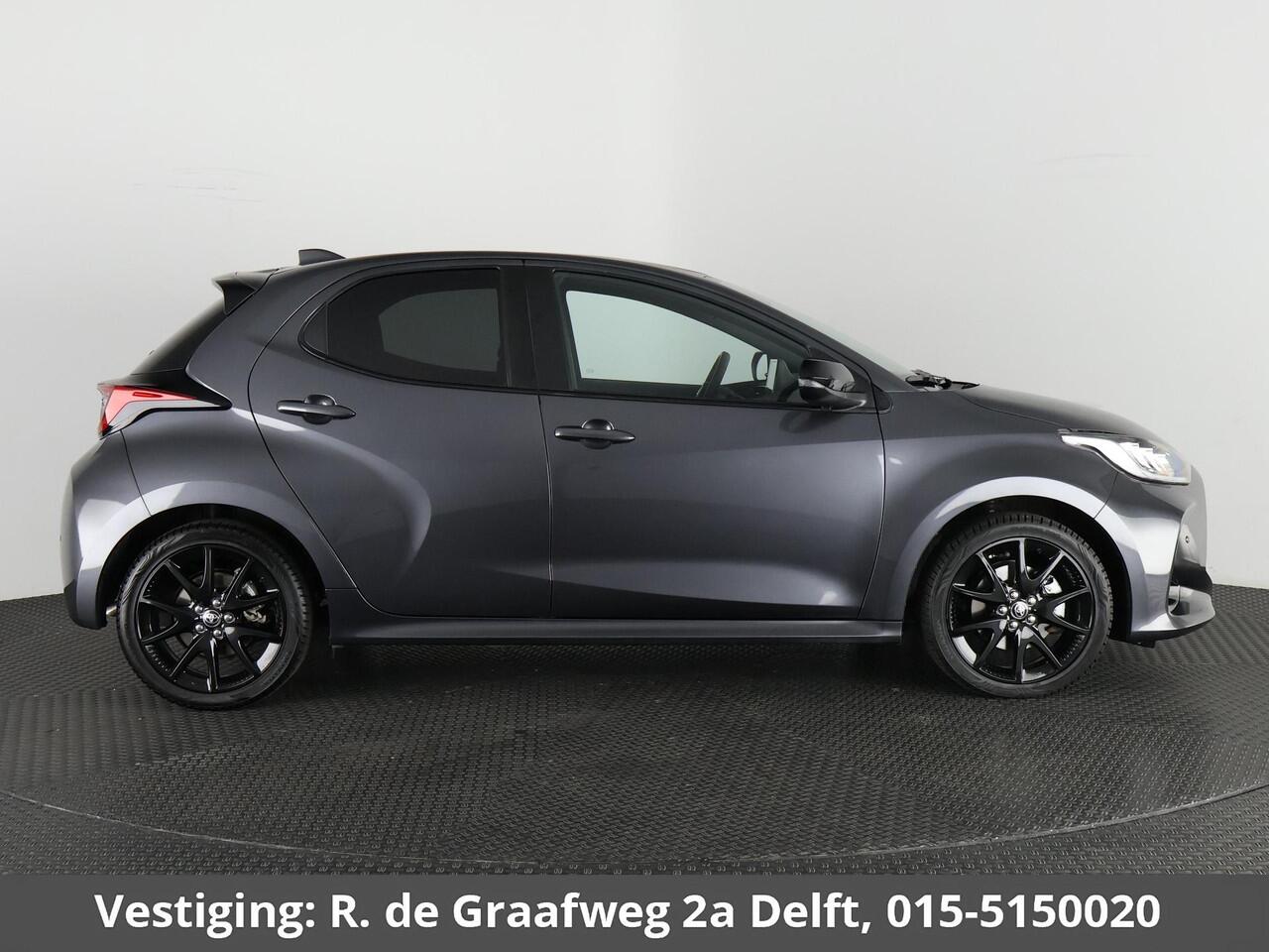 Toyota YARIS 1.5 Hybrid Executive | 1e eigenaar | Half Leder |