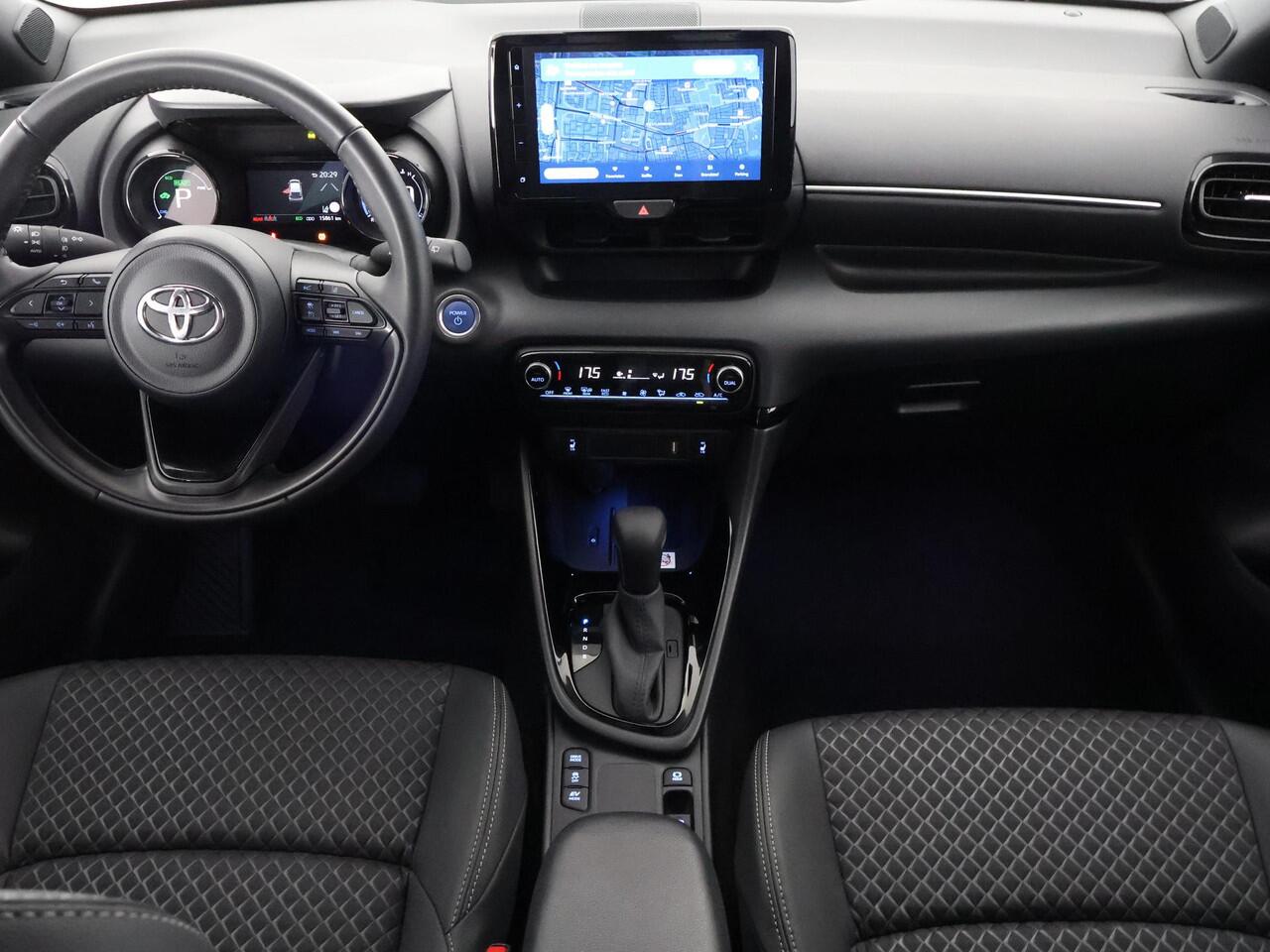 Toyota YARIS 1.5 Hybrid Executive | 1e eigenaar | Half Leder |