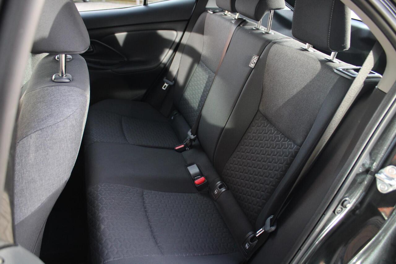 Toyota YARIS Cross 1.5 Hybrid Active Achteruitrijcamera, Cruise Control Adaptief, Bluetooth, Apple Carplay/Android Auto