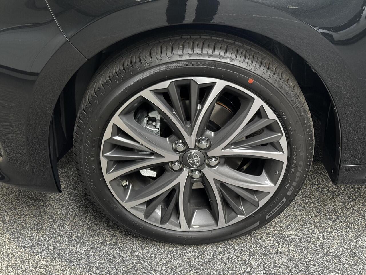 Toyota YARIS Hybrid 130 Executive automaat