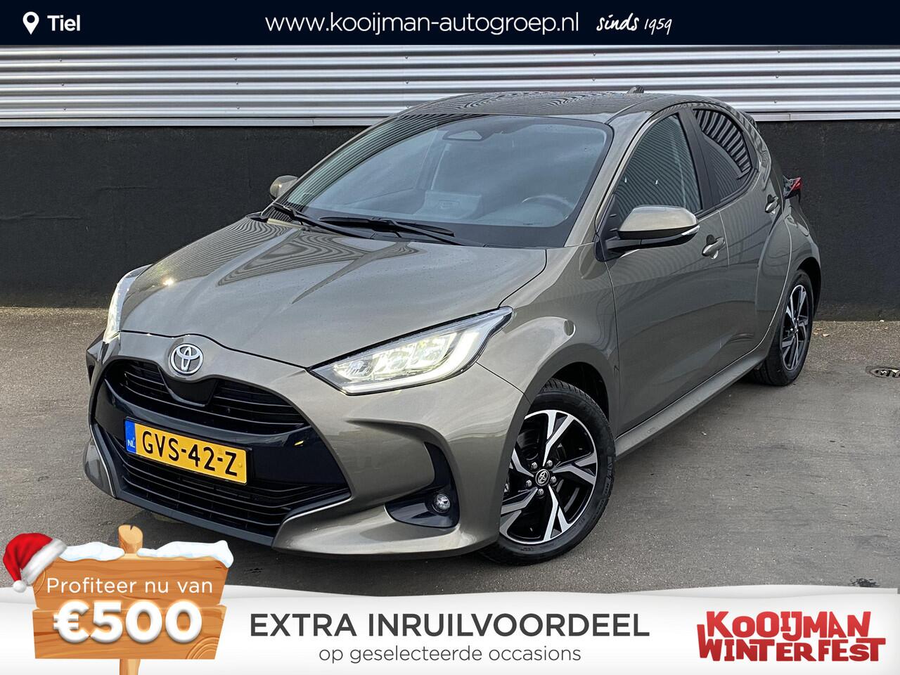 Toyota YARIS 1.5 Hybrid 115 First Edition Navigatie Apple CarPlay/Android Auto, achteruitrij camera, adaptieve cruise control, keyless, NL auto!