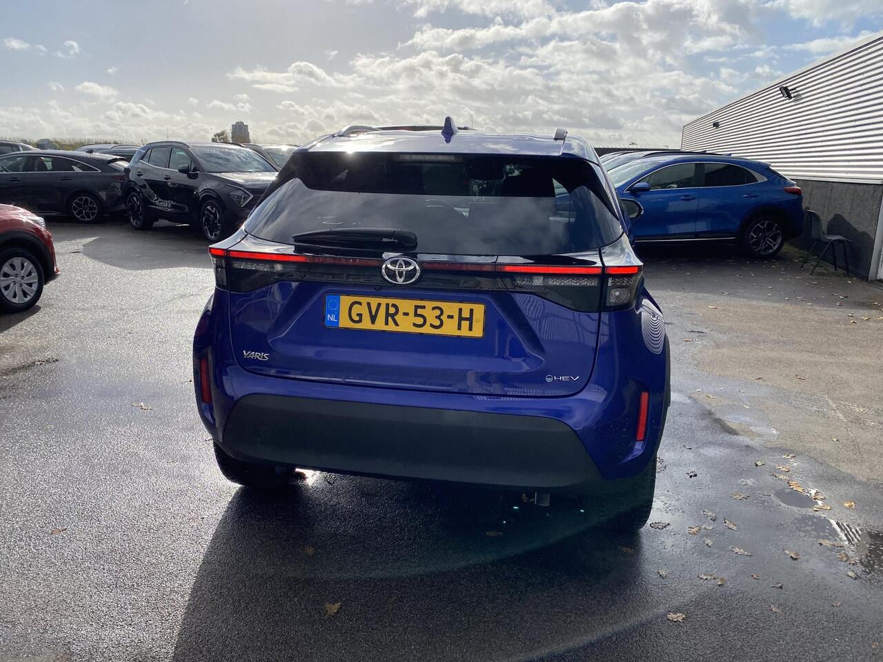 Toyota YARIS Cross 1.5 Hybrid 115 First Edition Navigatie Apple CarPlay/Android Auto, keyless entry- & start, adaptieve cruise control, achteruitrij camera,