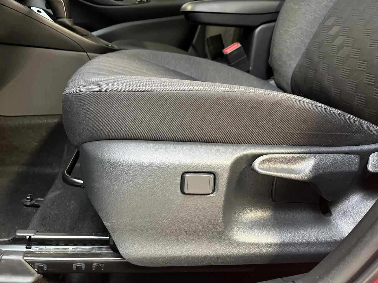 Toyota YARIS 1.5 Hybrid 115 Dynamic | All-in prijs | Apple/Android | Camera | Stoelverwarming |