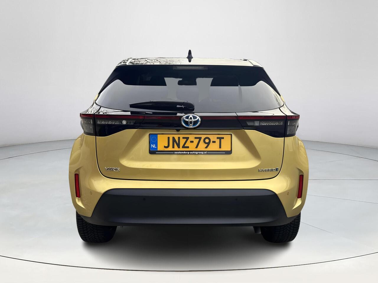 Toyota YARIS Cross 1.5 Hybrid Executive | 06-10141018 Voor meer informatie