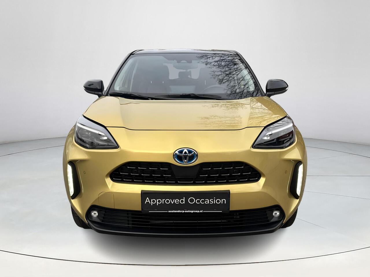 Toyota YARIS Cross 1.5 Hybrid Executive | 06-10141018 Voor meer informatie